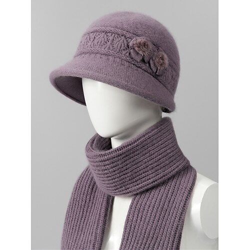 Strickmütze und Schal-Set für Damen – in verschiedenen Farben erhältlich, kuschelig und stylisch für Winter, Freizeit und Outdoor-Aktivitäten Image