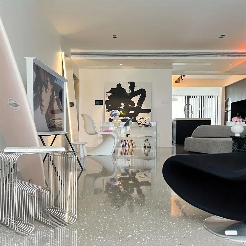 Schlanker, moderner Sofa-Beistelltisch aus Metall – kompakter, leichter Teetisch mit erhöhtem Randdesign, ideal für Wohnzimmer und Schlafzimmer Image
