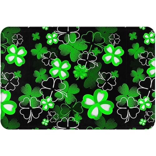 Fußmatte zum St. Patrick's Day, dekorative irische Feiertags-Eingangsmatte mit Kleeblättern und keltischen Mustern für festliche Heim- und Türdekoration Image
