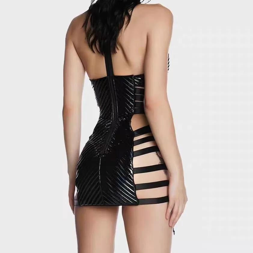 Damen-Kleid im Gothic-Stil mit Diamant-Leder, ausgehöhlten Trägern, der vom Hals hängt, schlankmachende und hüftkleider, Cosplay-Kostüme Image