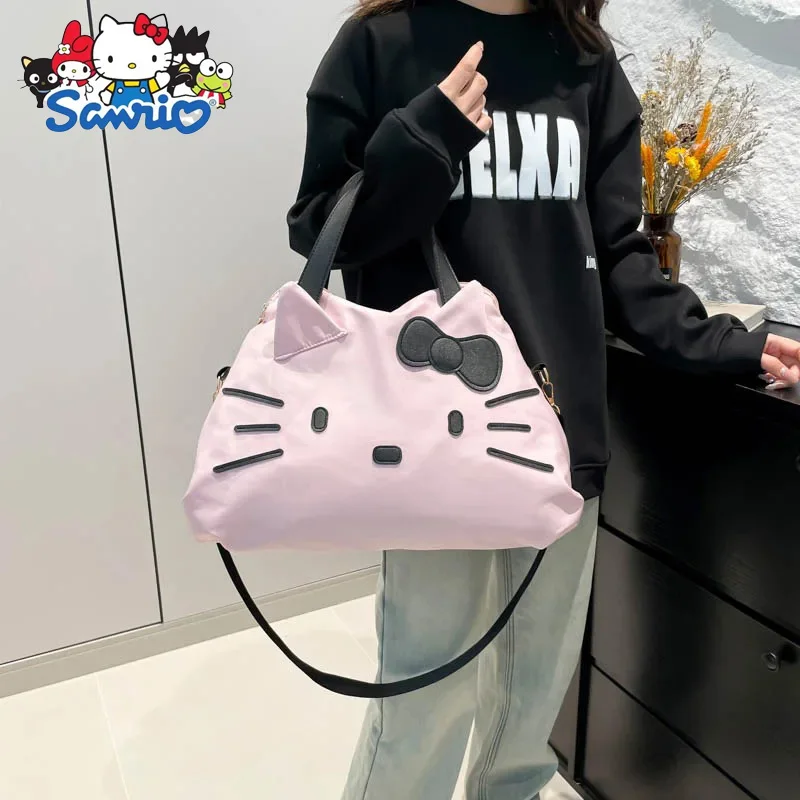 Große Kapazität, tragbare kurze Reisetasche, KT Business Trip Gepäcktasche, Hello Kitty, lässige Umhängetasche, Cartoon-Einkaufstasche für Damen