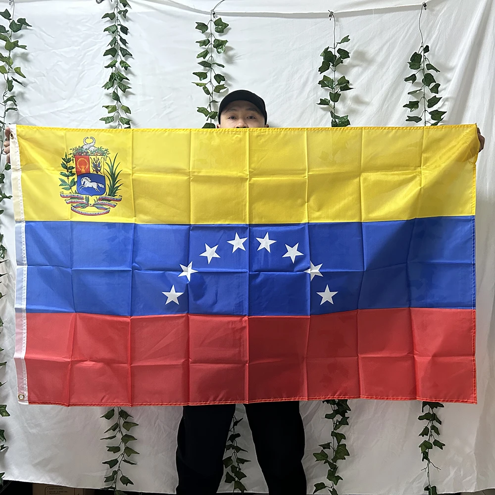 TIKI FLAGGE Venezuela-Flagge, 3 x 5 Fuß, 90 x 150 cm, Polyester, Venezuela-Nationalflagge, hängendes Banner zur Dekoration Image