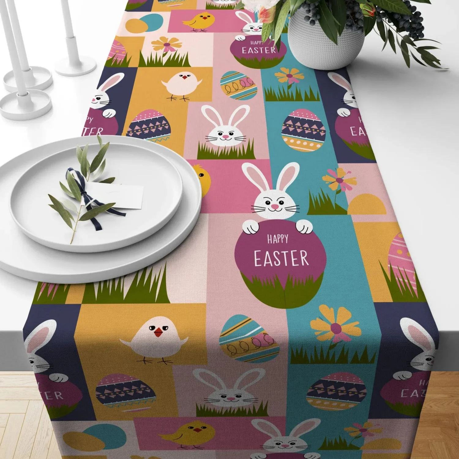 Niedlicher Osterhasen-Tischläufer, Pastell-Frühlingsdekoration, Happy Egg-Aufdruck, skurrile Feiertagsessen, festliches Küchenleinen Image