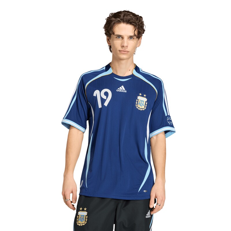 Argentinien adidas 2006 Auswärtstrikot - Dunkelblau - Messi #19 Image