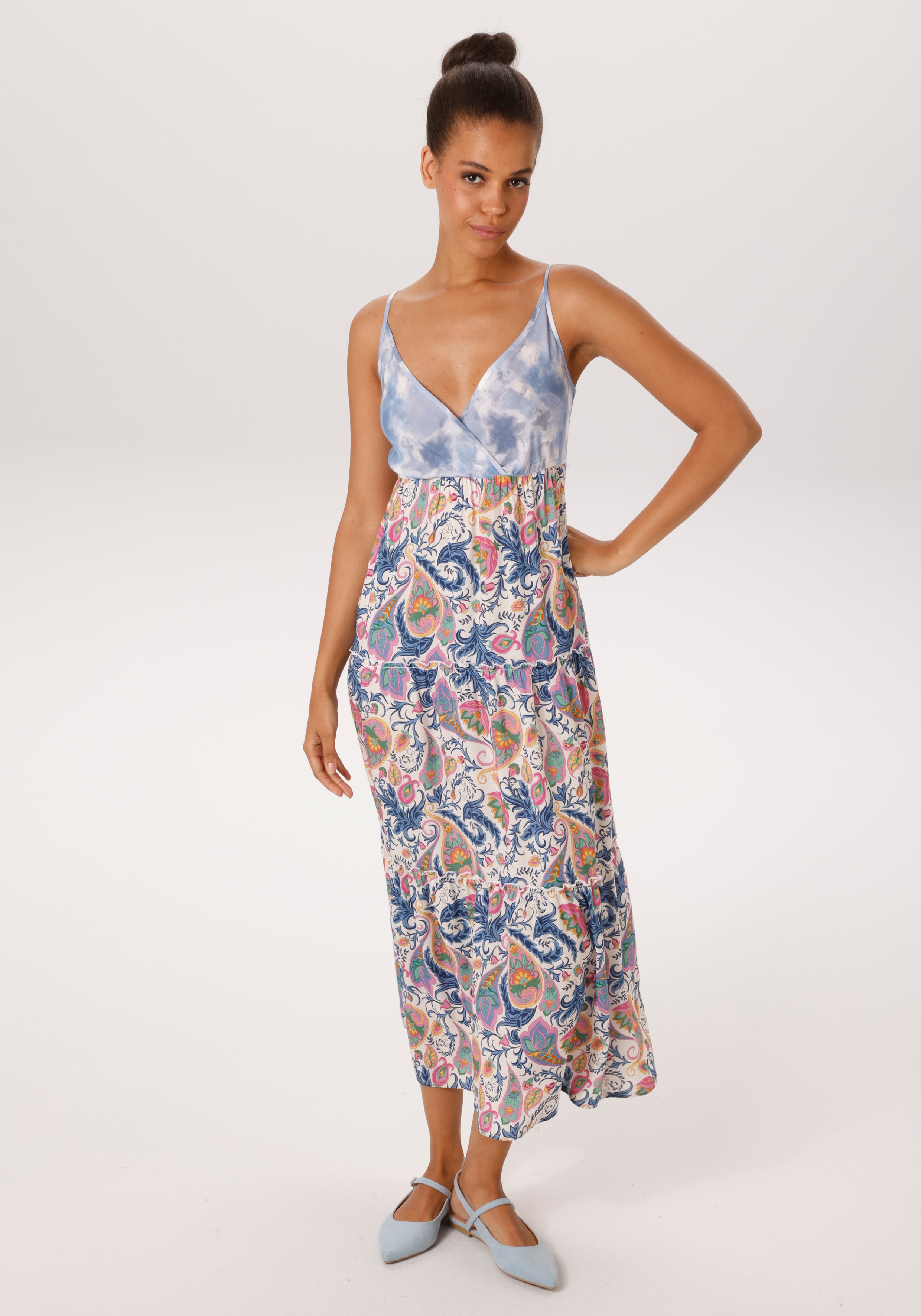 Sommerkleid ANISTON CASUAL, Damen, Gr. 42, N-Gr, wollweiß, jeansblau, hellblau, marine, pink, rosa, dunkelgrün, salbei, orange, gelb, fuchsia, Web, Obermaterial: 100% Viskose, Paisley, bedruckt, gemustert, figurumspielend Midi, V-Ausschnitt, Kleider...