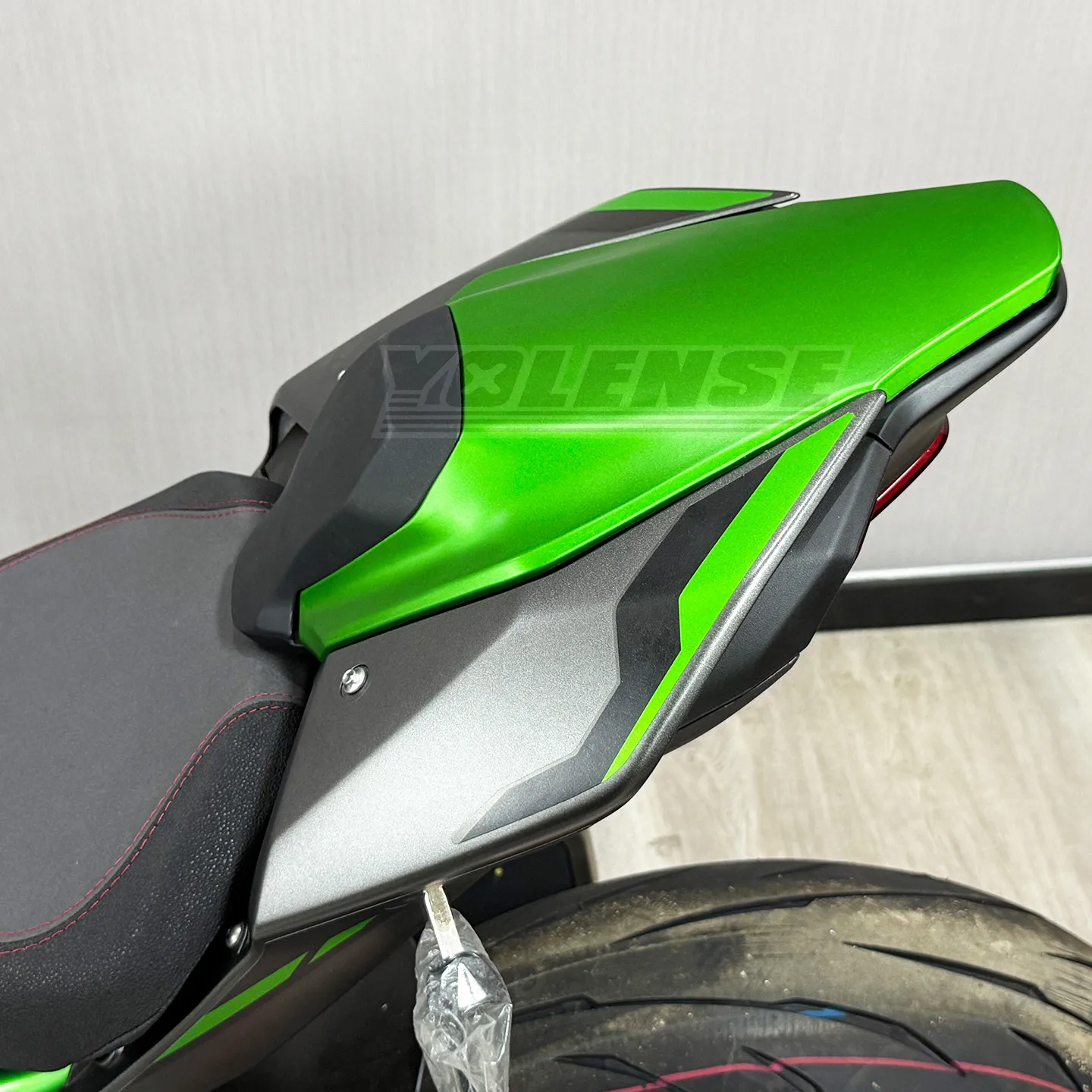 NEUE Motorrad Hinten Passneger Sitz Abdeckung Für Z900 Z900 SE Z 900 2025 2026 Quick Release Schwanz Abschnitt Verkleidung Gugel Image