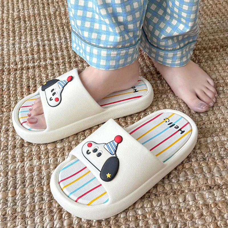 Niedliche Cartoon-Welpen-Hausschuhe für Damen, Sommer, neue Mode, rutschfeste Outdoor-Paar-Hausschuhe, EVA-Hausschuhe mit weichen Sohlen, Damenschuhe