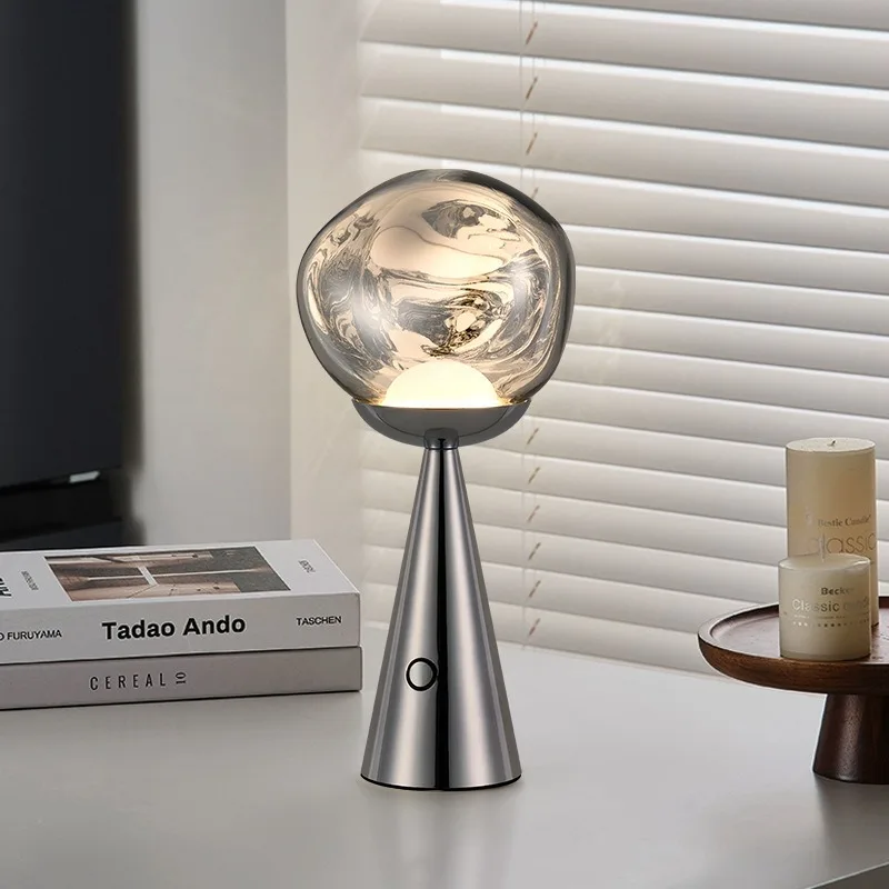 Lava Tischlampe Original Replik Lade tragbare Schlafzimmer Nachttisch Desktop Dekoration Atmosphäre Tischlampe Großhandel