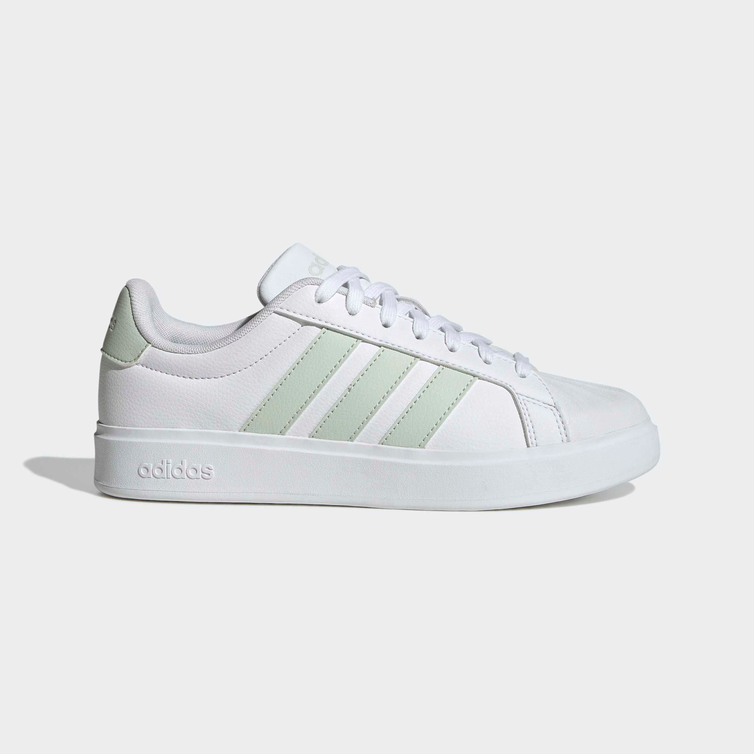 Sneaker ADIDAS SPORTSWEAR "STREETTALK", Damen, Gr. 37, cloud weiß, linen grün, ftwr weiß, Synthetik, Schuhe Sneaker, inspiriert vom Design des adidas Superstar