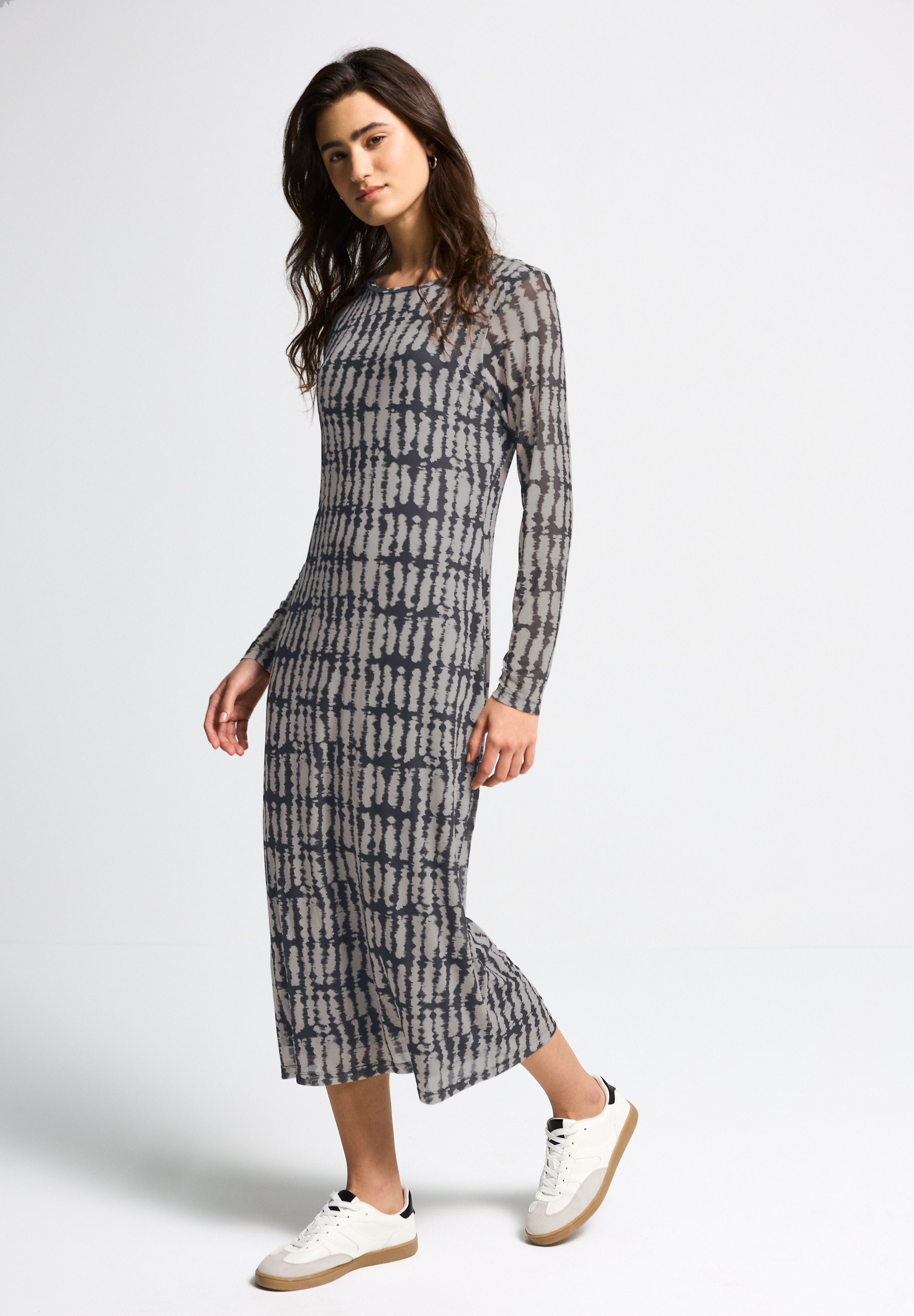 Midikleid STREET ONE STUDIO, Damen, Gr. 40, EURO-Größen, schwarz, Stoff, Obermaterial: 95% Polyester, 5% Elasthan; Unterkleid: 100% Viskose, bedruckt, normal wadenlang, Rundhals, abgesteppt, Kleider Midikleid, soft und trageangenehm