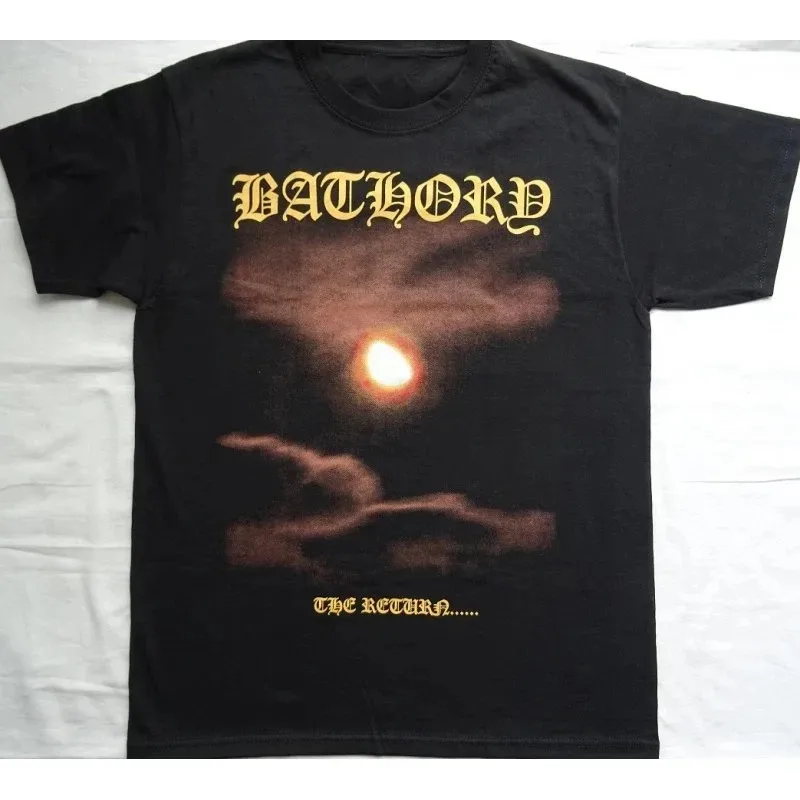 Bathory Die Rückkehr...... T-Shirt mit Album-Motiv (First Wave Black Metal Art + dunkles atmosphärisches Design + Extreme Metal Fan Casual