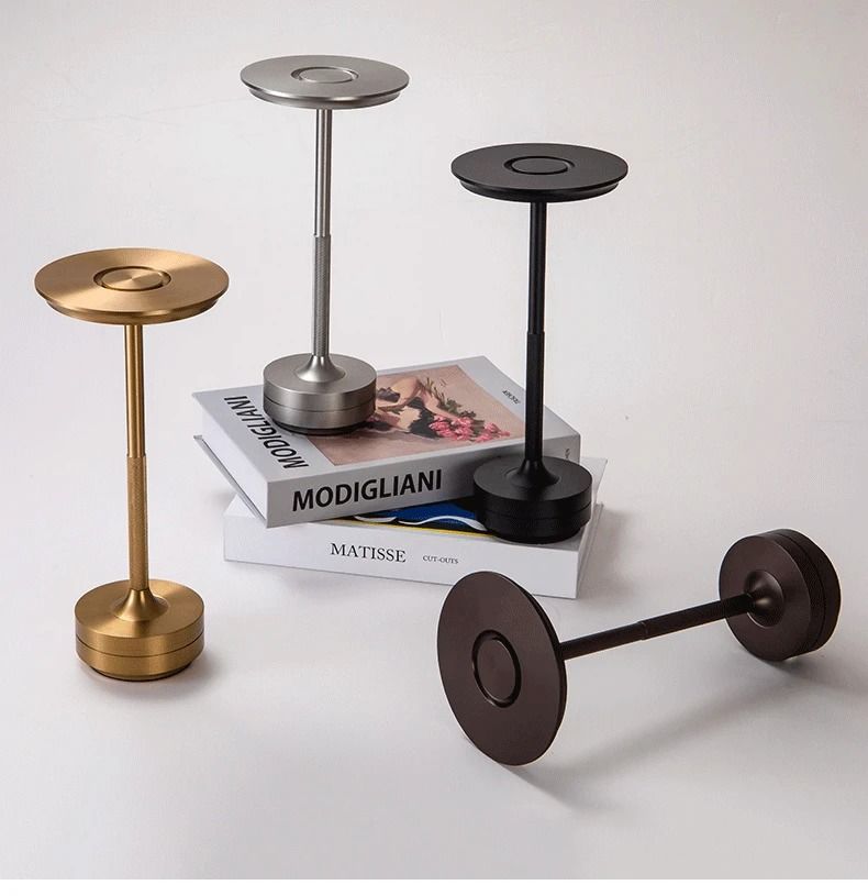 Aluminum Alloy Simple Decorative Lamp Retro Portable Touch Desk Lamp gold battery 4000 Mah