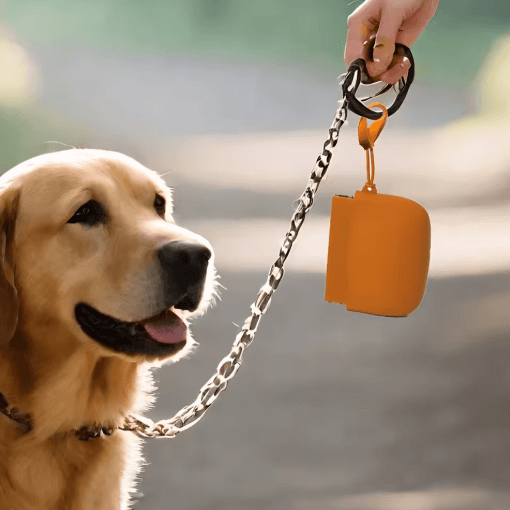 Silicone Dog Treat Pouch Waterproof Portable Pet Snack Bag For Training And Walks pink