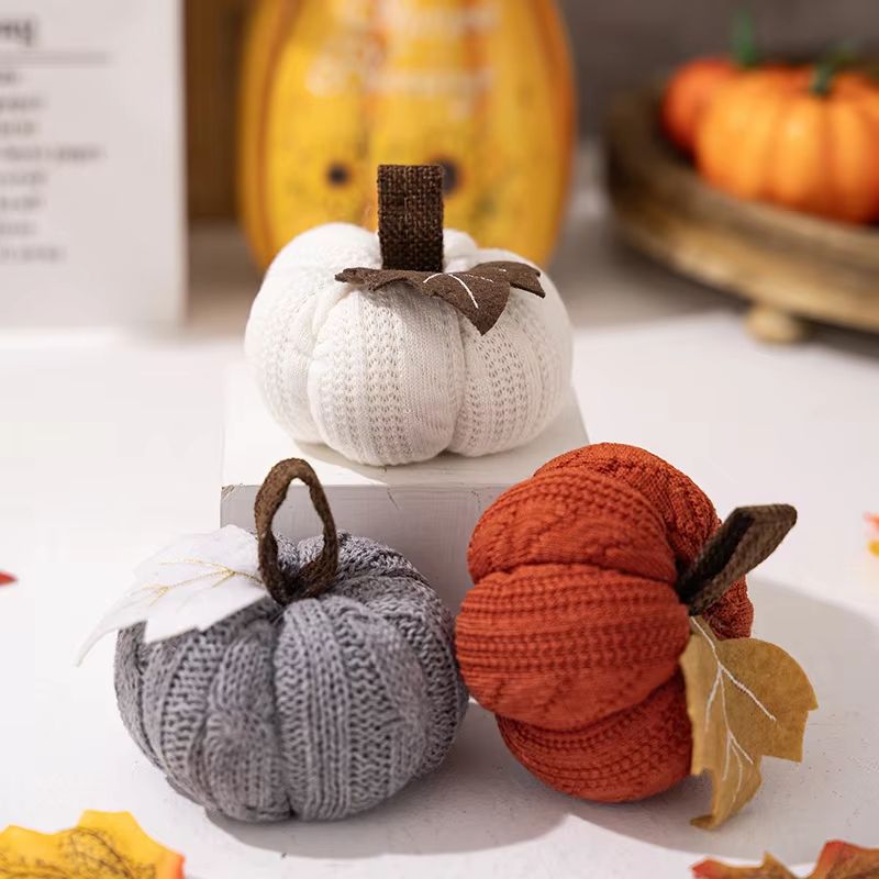 Handmade Knitted Decorative Pumpkin Reusable Fall And Halloween Home Decor white