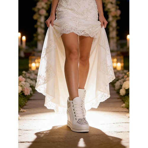 Elfenbeinweiße Plateau-Brautsneaker für Damen, glitzernde Keilschuhe für die Hochzeit im Freien im Garten Image