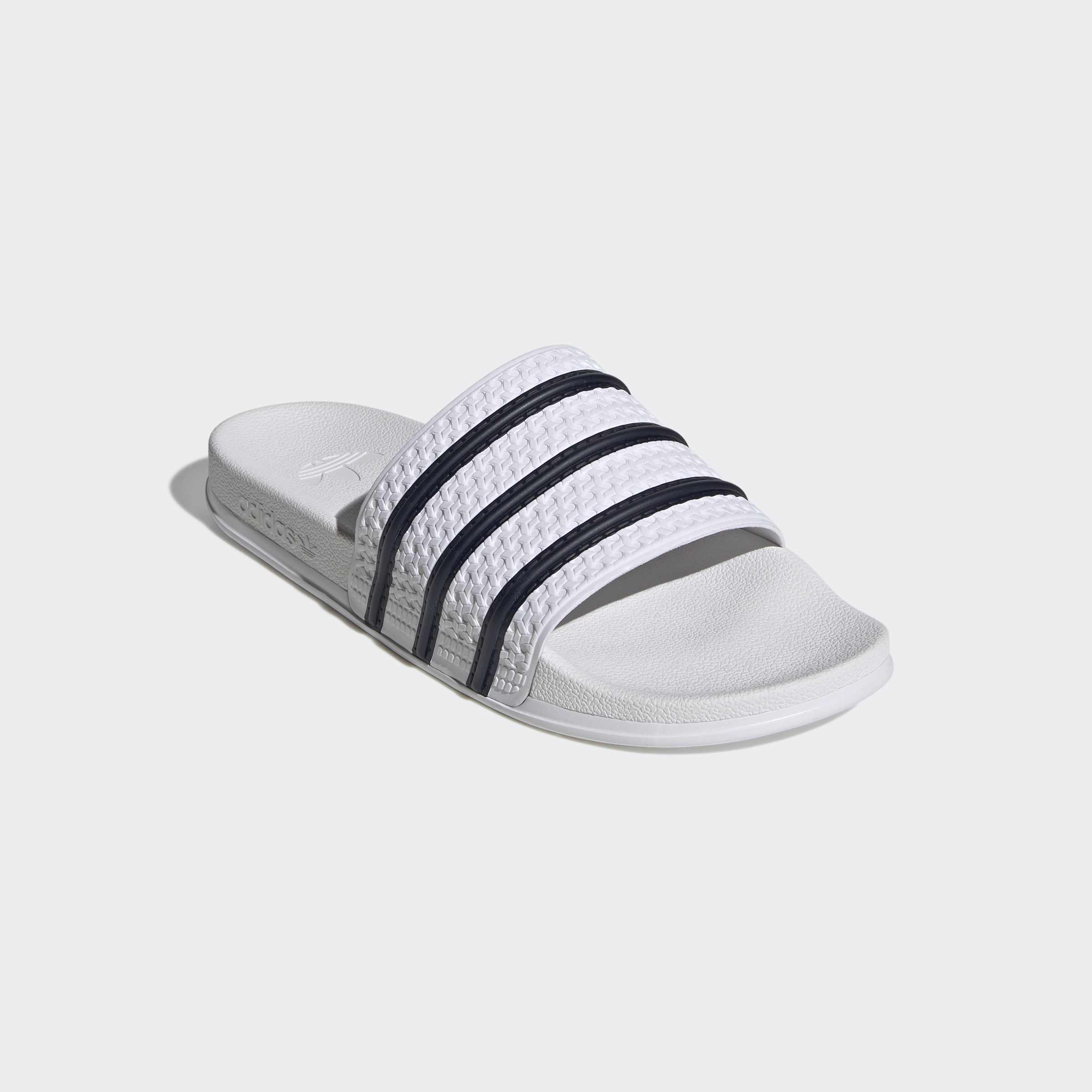 Badesandale ADIDAS ORIGINALS "ADILETTE OG CF BADESCHLAPPEN", Damen, Gr. 44,5, cloud weiß, collegiate navy, ftwr weiß, Synthetik, Schuhe, Badelatschen