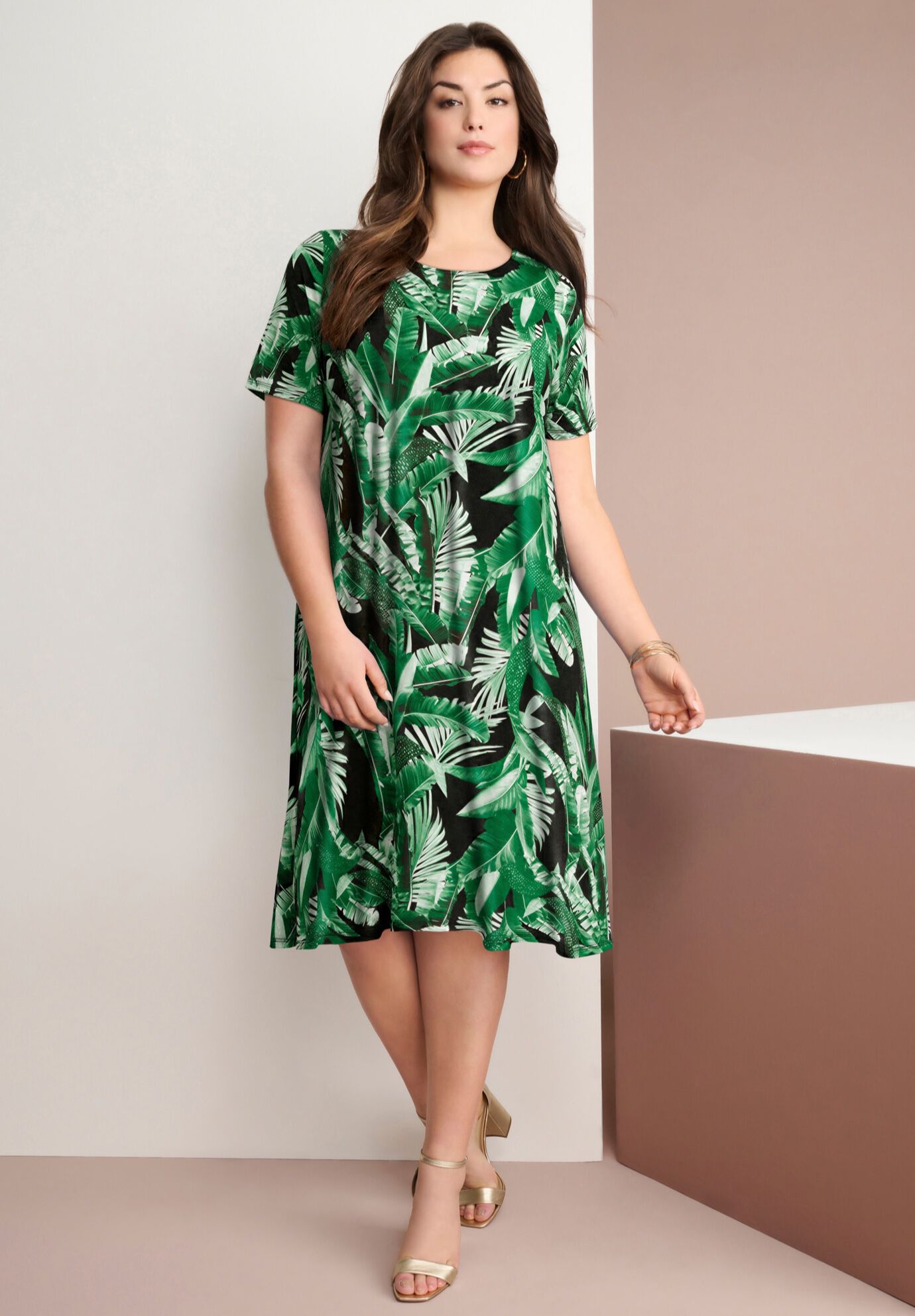 Plus Size Women's Pocket Swing Shirtdress by Roaman's in Green Palm Leaves (Size 22/24)