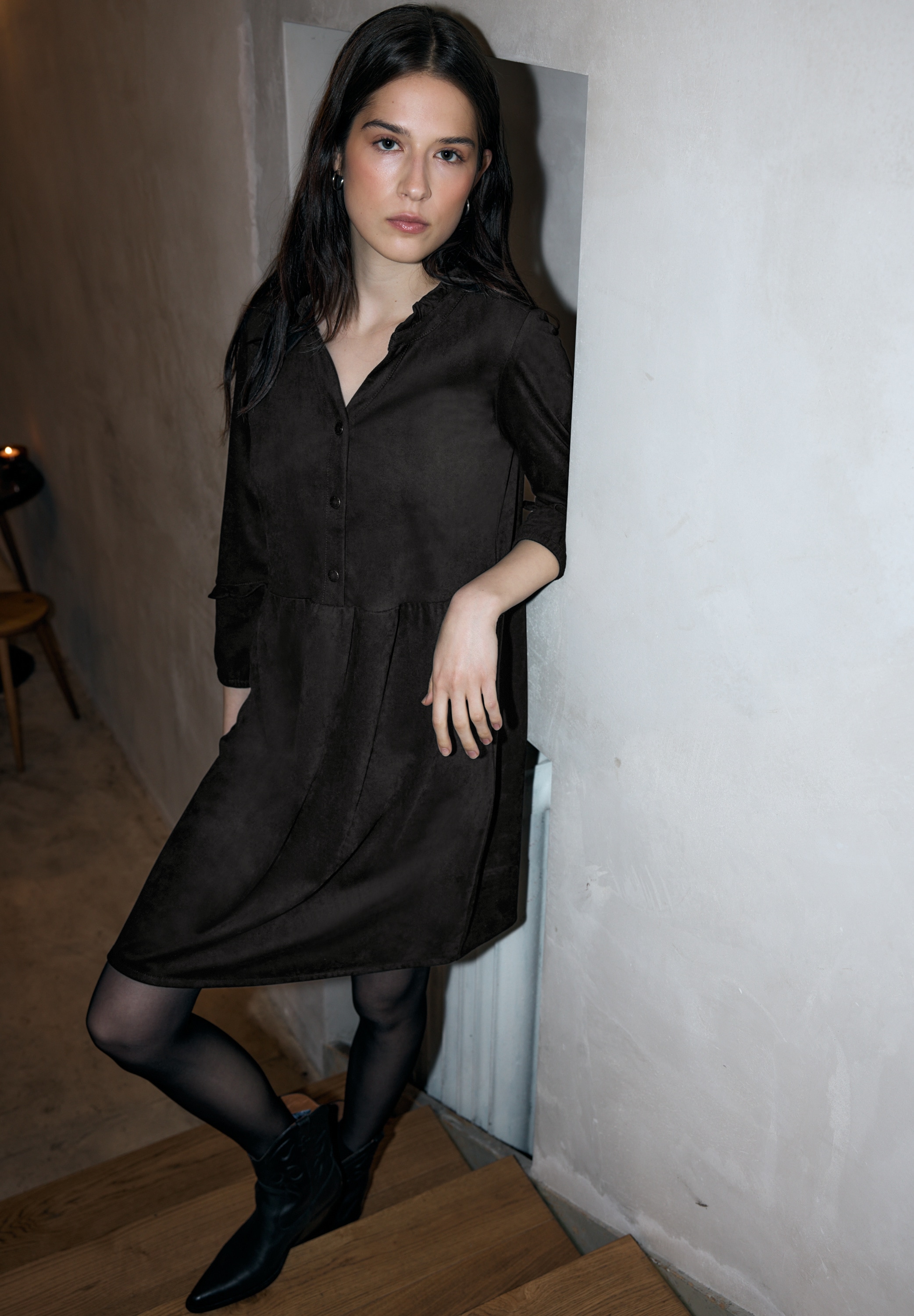 Tunikakleid STREET ONE STUDIO, Damen, Gr. 44, EURO-Größen, schwarz, Stoff, 92% Polyester, 8% Elasthan, unifarben, normal knielang, V-Ausschnitt, elastischer Bund, Kleider, knielang