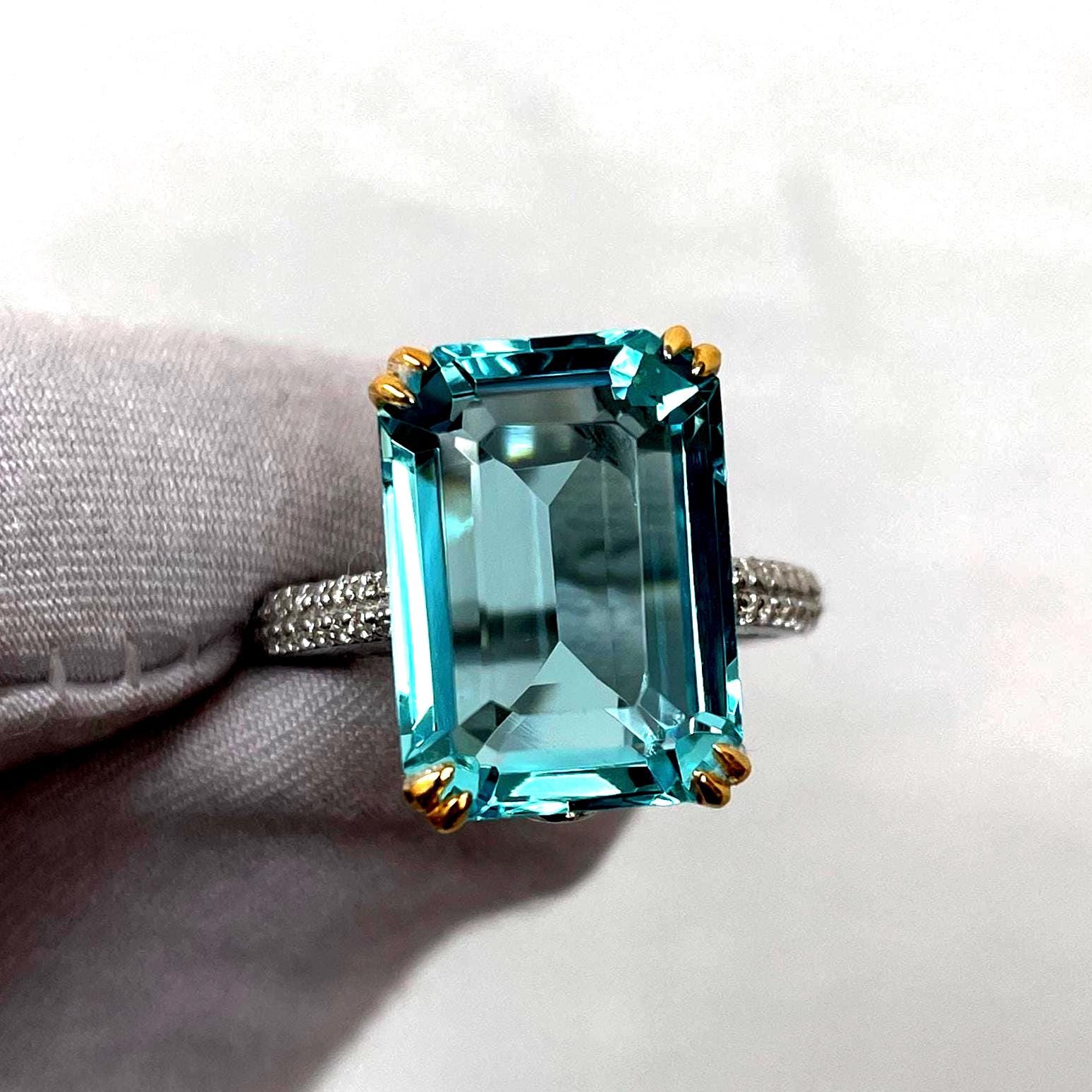 Anello di lusso con acquamarina, anello con pavé di acquamarina, anello con acquamarina taglio smeraldo, argento sterling 925, anello di promessa, fed