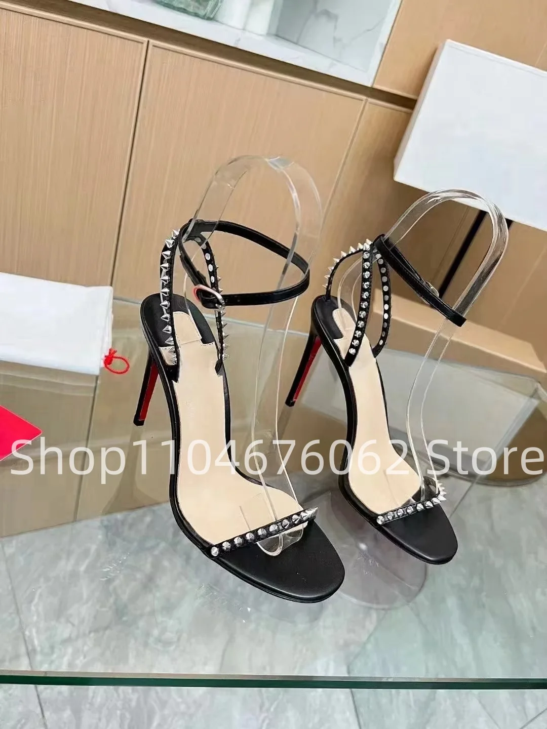 Offene spitze Dünne Niet Dekoration Sexy Frühling 2025, Neue Frauen Schwarz High Heels Elegante frauen Sandalen Große Größe Damen schuhe
