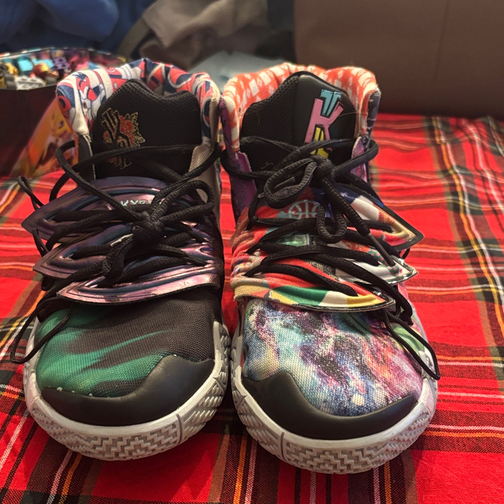 Nike Shoes | Used Men’s Size 7 Nike Kyrie’s Basketball Shoes No Box | Color: Black | Size: 7