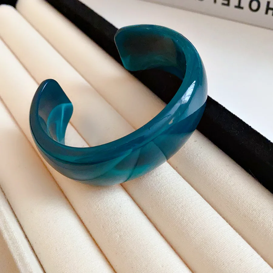 Vintage Bunte Geometrische Erweitern Geöffnet Armreif Frauen Mode Persönlichkeit Acryl Manschette Armbänder Täglichen Party Schmuck Vielseitig Image