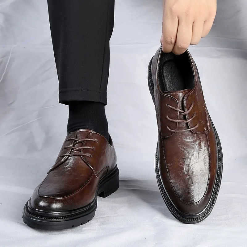 Herrenschuhe neue Frühling und Herbst britischen Stil Lederschuhe Herren Business Kleid großen Kopf Rindsleder Arbeit rutschfeste Freizeitschuhe