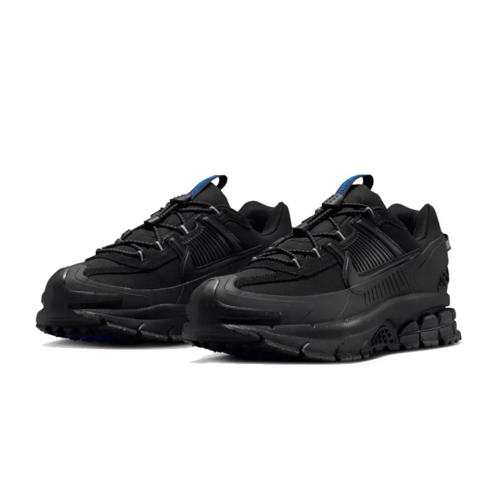 Nike ZOOM VOMERO ROAM Laufschuhe mit dicker Sohle, Dad-Schuhe FV2295-002