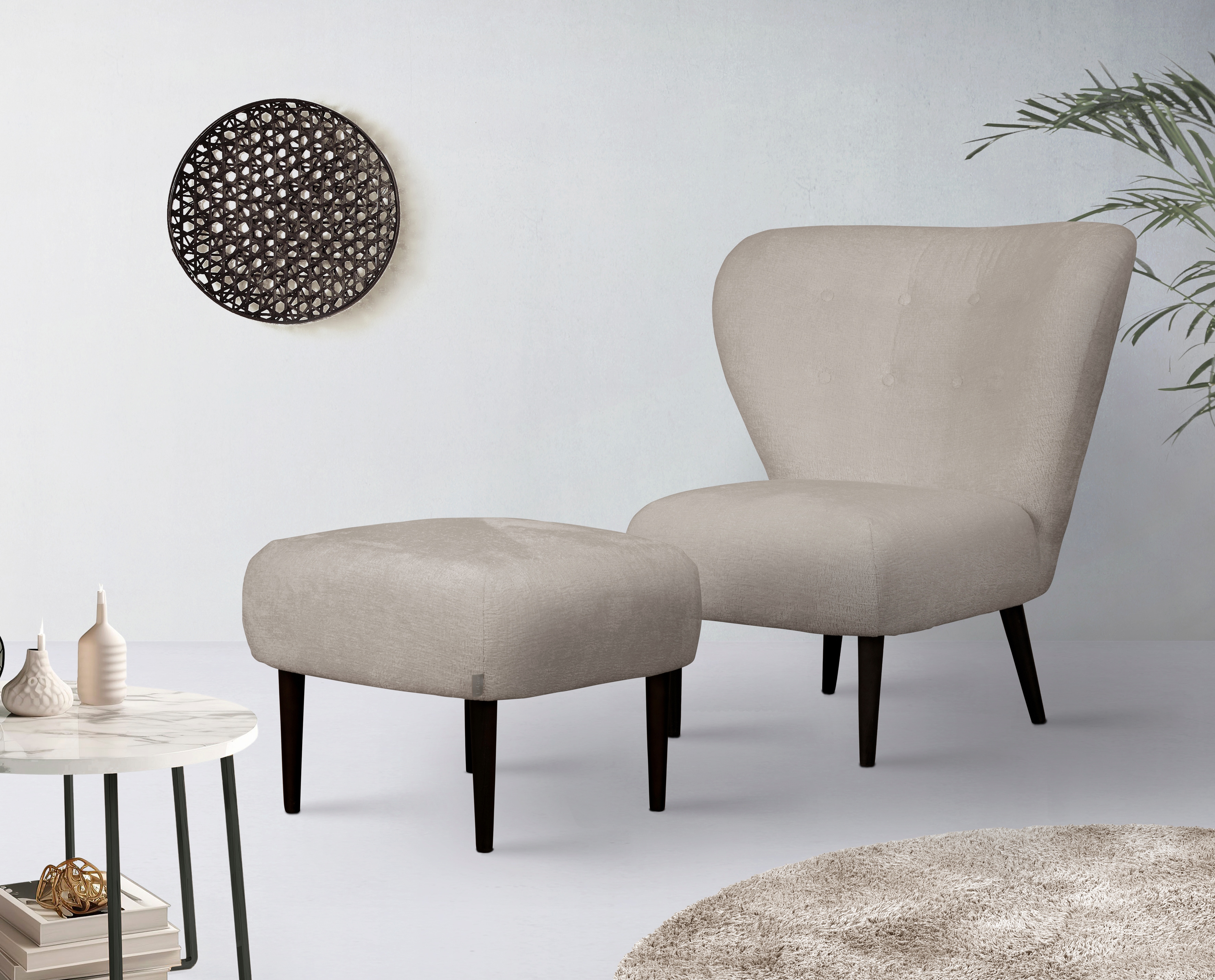 Sessel "Dinah", grau (hellgrau), B:84cm H:92cm T:83cm, 100% Polyester, LEGER HOME BY LENA GERCKE, Sessel, Sessel Sessel mit Hocker Einzelsessel Ohrensessel mit Hocker Ohrensessel, Knopfheftung im Rücken, wahlweise mit oder ohne Hocker