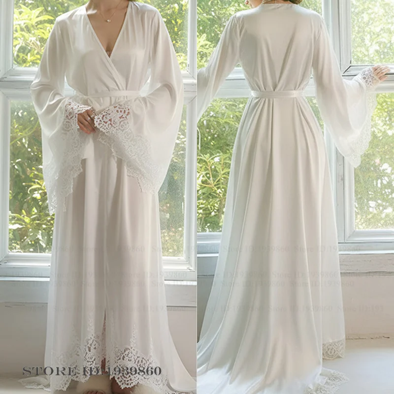Eleganter weißer Braut-Bademantel aus Spitze, sexy langer Kimono, locker sitzendes Eisseiden-Hauskleid, Loungewear, Dessous Image