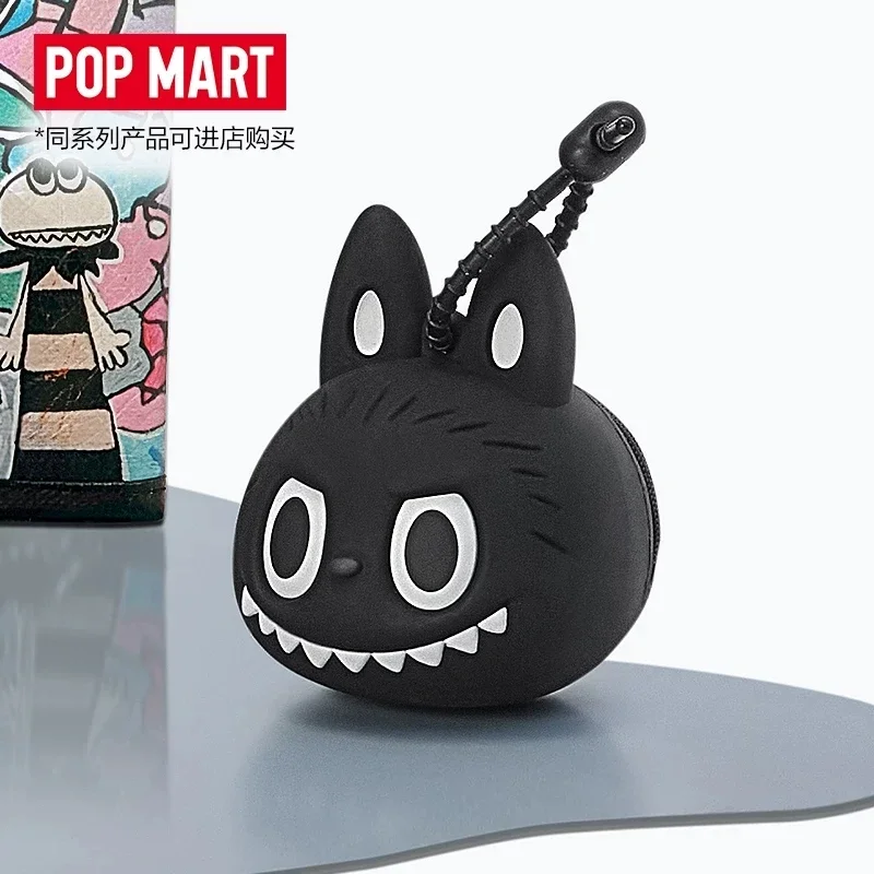 POP MART LABUBU THE MONSTERS 10. Jubiläums-Serie Kopfhörer-Etui Mystery Box Original Blind Box Überraschungsspielzeug Taschenanhänger Image