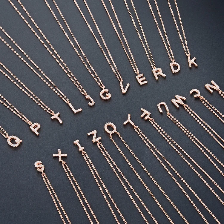 POLIVA collana iniziale personalizzata deliciata da donna in oro placcato 925 in argento Sterling belle collane pendenti lateralmente