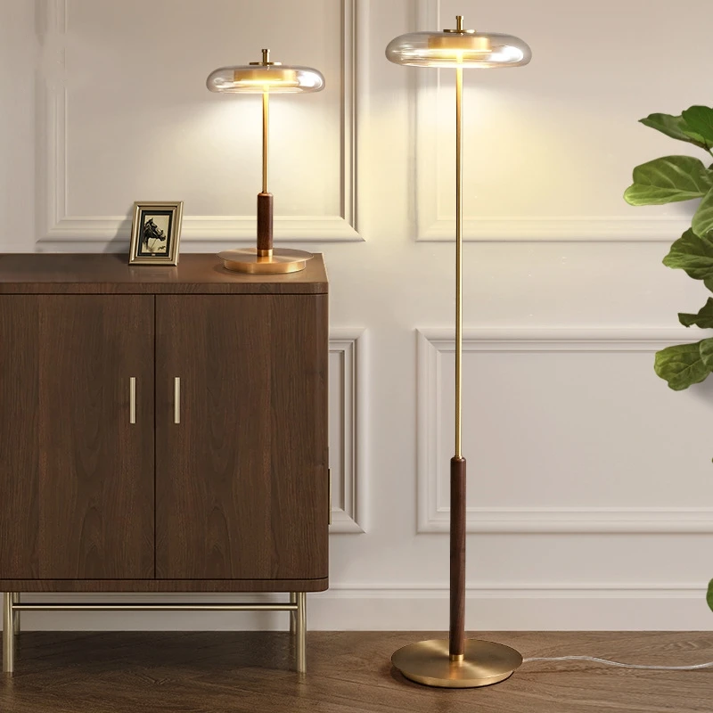 Retro Glas Stehlampe Luxus Gold Glanz Glas Stehleuchte für Wohnzimmer Schlafzimmer Nachttisch Pilz Metall Kunst Design Tischlampe