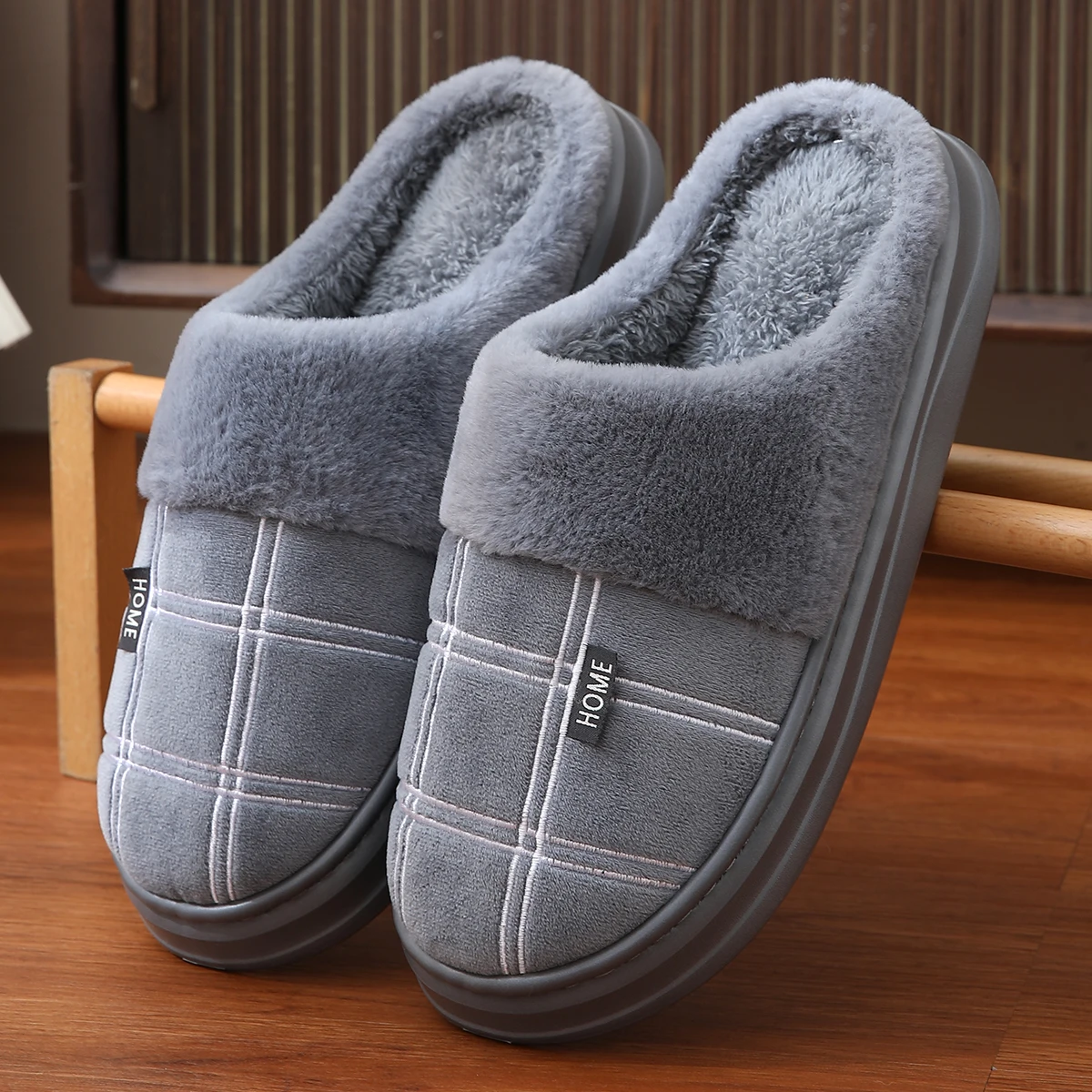 Mode Männer Hause Hausschuhe Warme Weiche Nicht-Slip Hausschuhe Schwarz Große Größe 40-51 Plaid Memory Foam Winter plüsch Männliche Indoor Schuhe