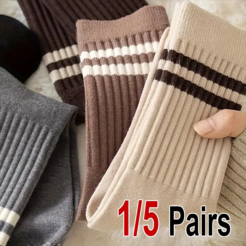 1/5 Pairs Frauen Herbst Winter Streifen Mitte Rohr Socken Modische Retro Koreanischen Stil Komfortable Alle Saison Gestrickte Casual Socken Image