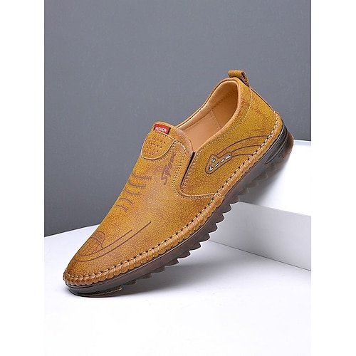 Elegante weiße Slipper aus Kunstleder für Herren, ideal für festliche Abendveranstaltungen. Image