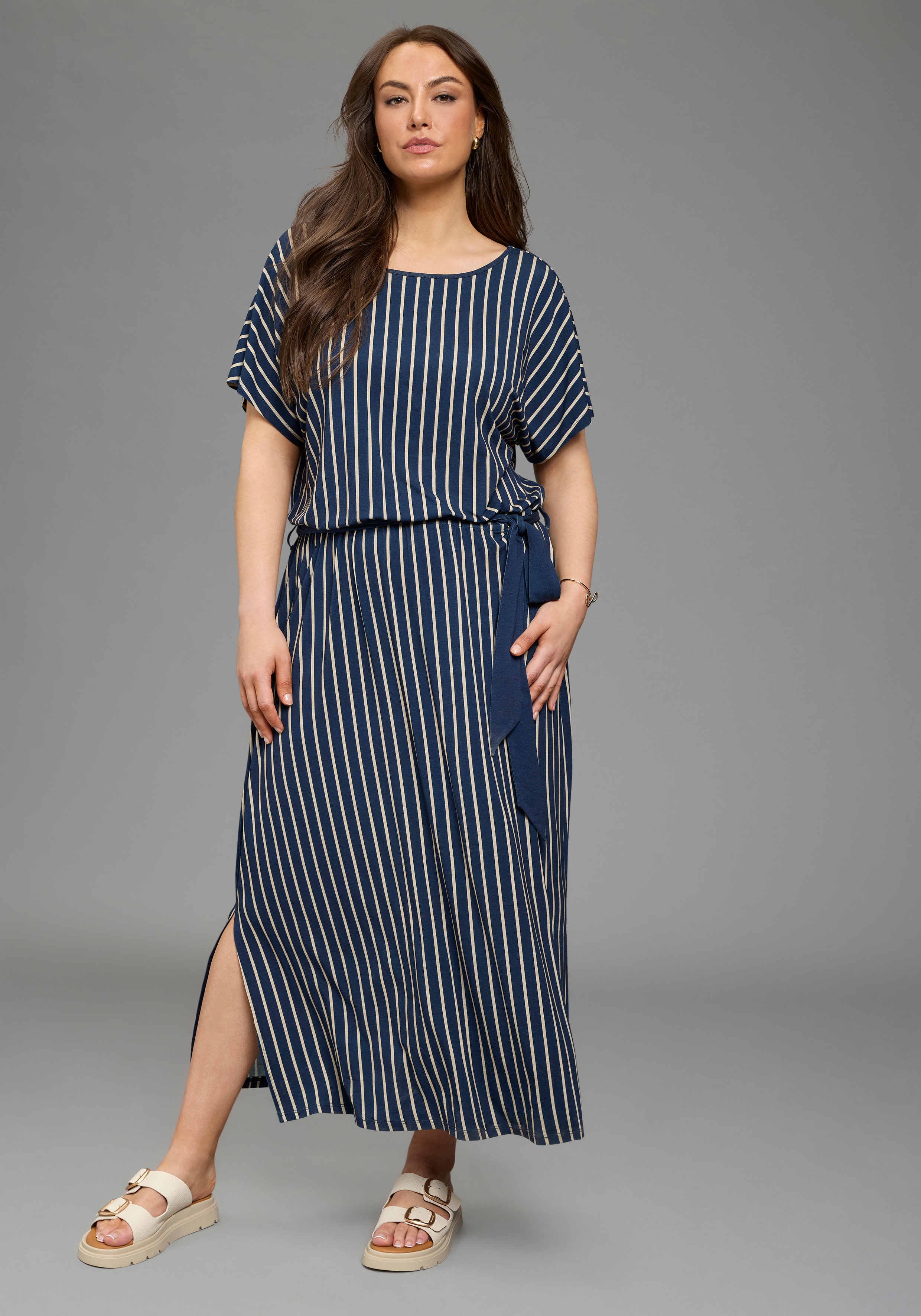 Maxikleid LAURA SCOTT CURVE, Damen, Gr. 54, N-Gr, navy, beige, Single Jersey, Obermaterial: 95% Viskose, 5% Elasthan, gestreift, figurumspielend knöchellang, U-Boot-Ausschnitt, angeschnitten, Kleider Maxikleid, in modernem Streifen-Design