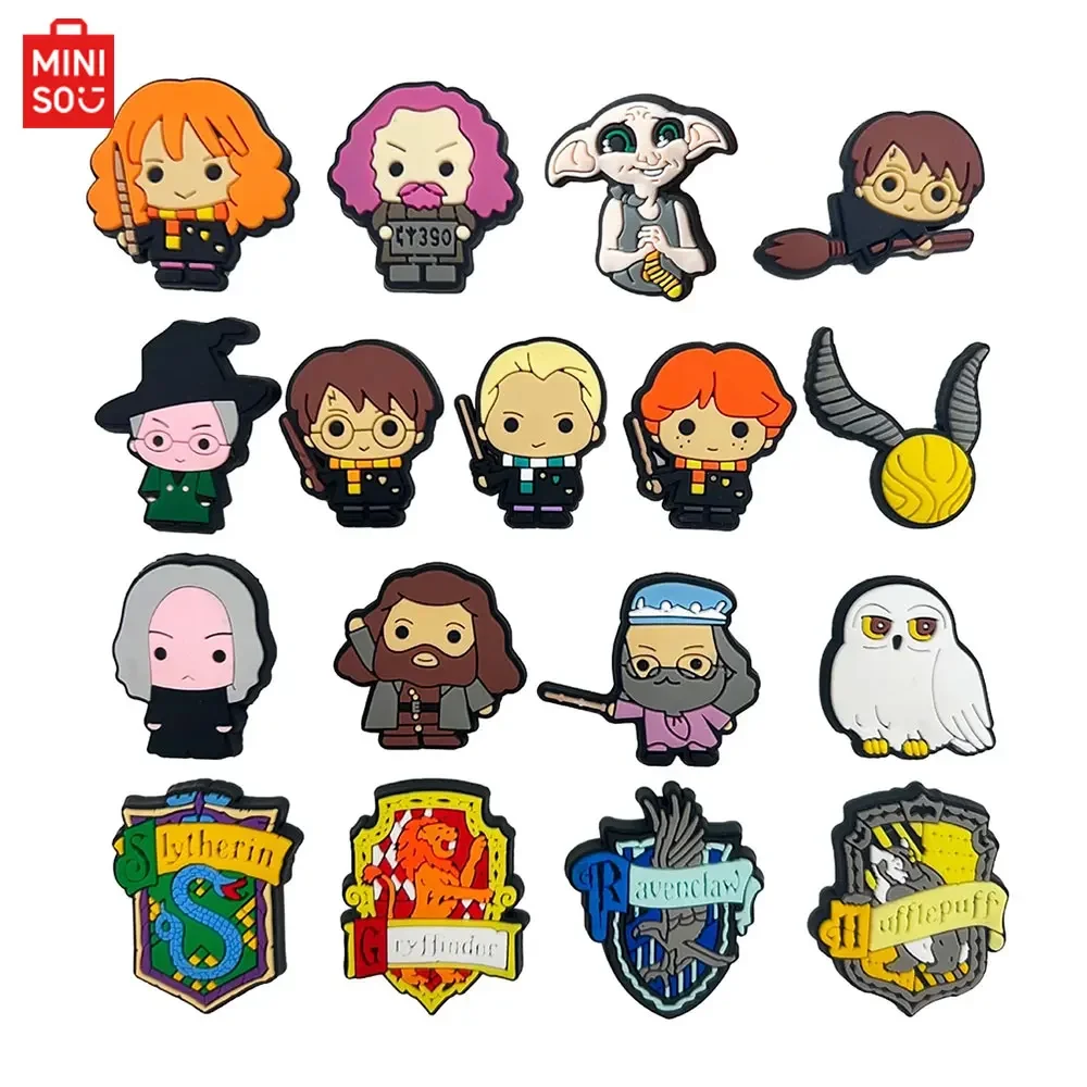 MINISO 17 pezzi Hary Ciondoli per scarpe PVC Anime Scarpe Accessori Moda Ragazzi Sandali Fibbia per scarpe da giardino Fibbia fai da te