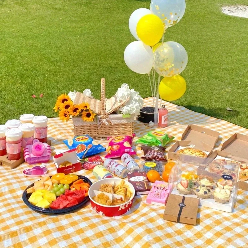 Picknickdecke für den Außenbereich, faltbare wasserdichte Sandstrandmatte, große/kleine tragbare Stranddecken für Strand, Camping, Wandern, Reisen Image