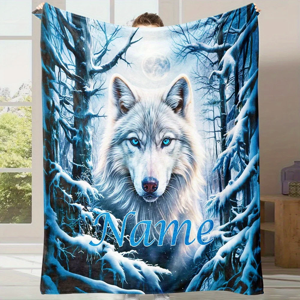 1 individuelle Decke mit Wolf-Motiv mit personalisiertem Namen, weichem Flanellmaterial, Winterwalddesign, Mond und Schneeflocken Image