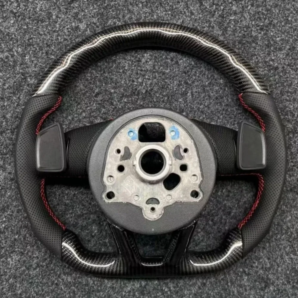 Lenkrad aus Kohlefaser-Leder mit Perforationen und Rahmenknopf B9 S3 S4 S5 RS3 8V RS5 mit Schaltwippen für Audi RS4 Image