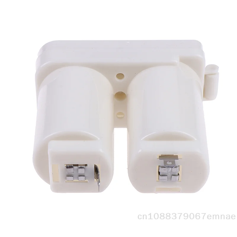 Universelle Doppelbatteriebox aus Kunststoff in Weiß für Gas-Wasserheizer-Zubehör Image