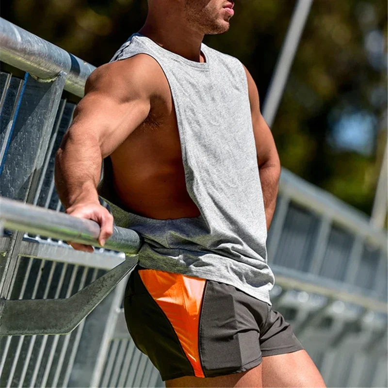 Schlichte Herren-Laufwesten aus Baumwolle mit Seitenausschnitten, Sportbekleidung, Sommer-Fitness-Tanktops, Ärmellose Bodybuilding-Shirts, Fitnesskleidung Image