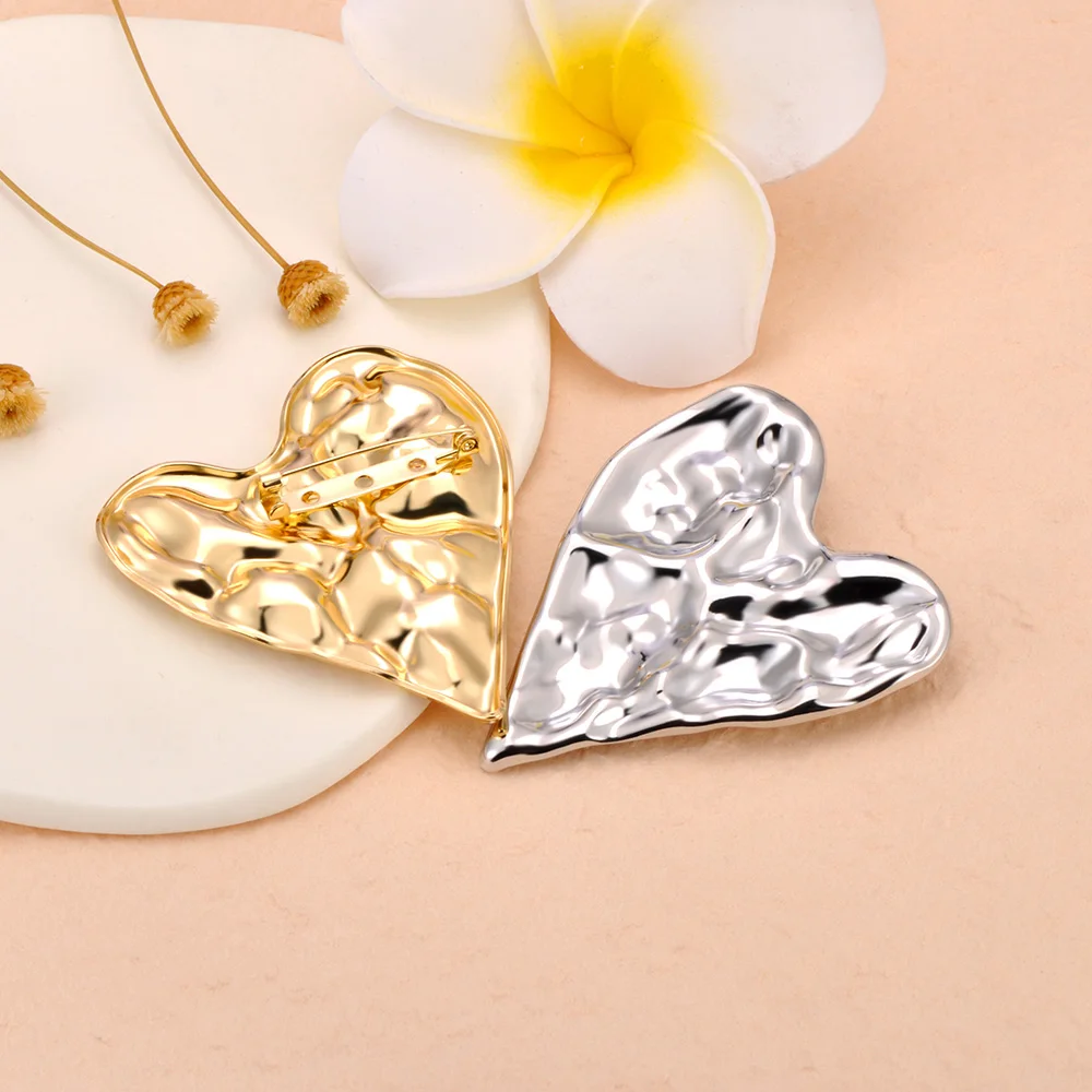 JeeMango Trendy Gold Silber Farbe Herz Broschen Für Frauen Edelstahl Metall Unregelmäßige Pin Brosche Schmuck Großhandel JH25001 Image
