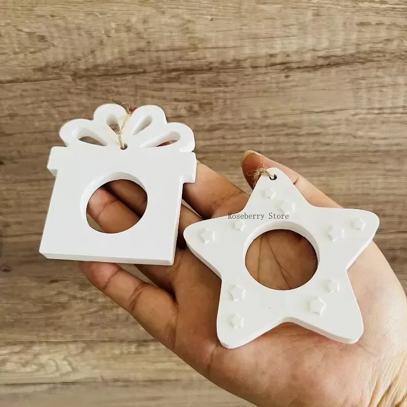 Weihnachten Serie Hängen Anhänger Silikon Form DIY Harz Gips Form Weihnachten Geschenk Schneeflocke Stern Kranz Wohnkultur Liefert Image