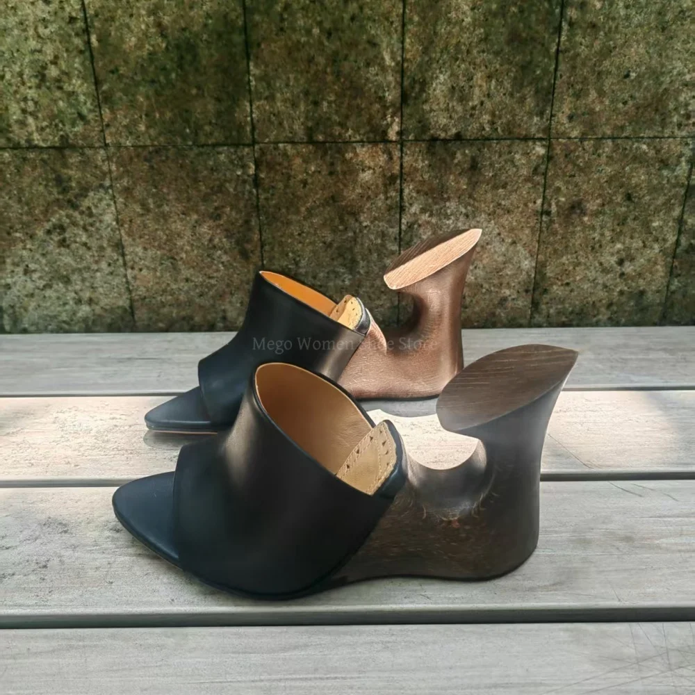 Holzkeil-High-Heels-Hausschuhe für Damen, 2022, Sommer, neu, schwarzes Leder, offene runde Zehen, absatzlose Sandalen, halbe Schuhe, Größe 42