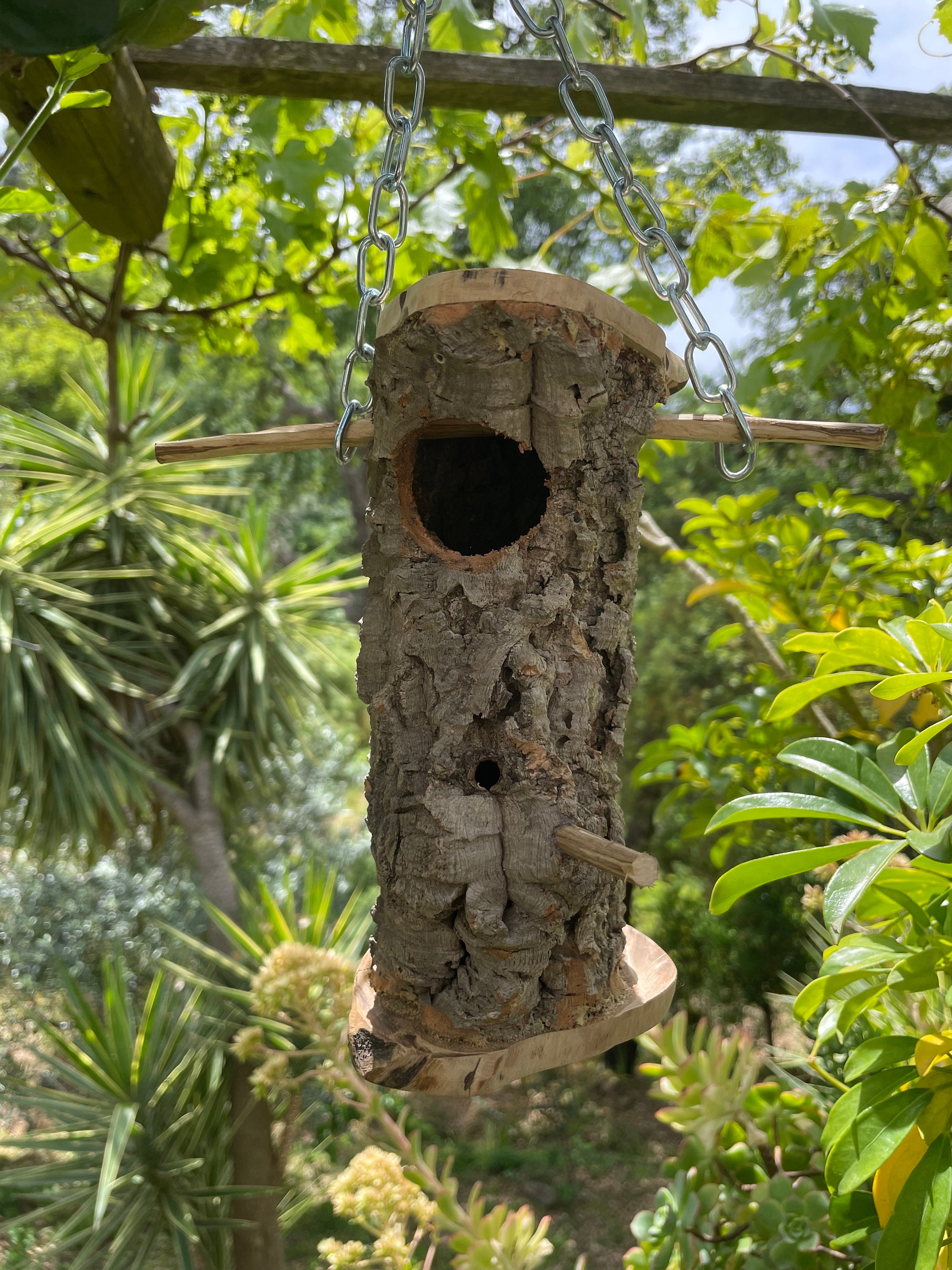 Casetta per uccelli in sughero, casetta per uccelli in legno, casetta per uccelli rustica, casetta per uccelli ecologica, nido per uccelli in sughero.