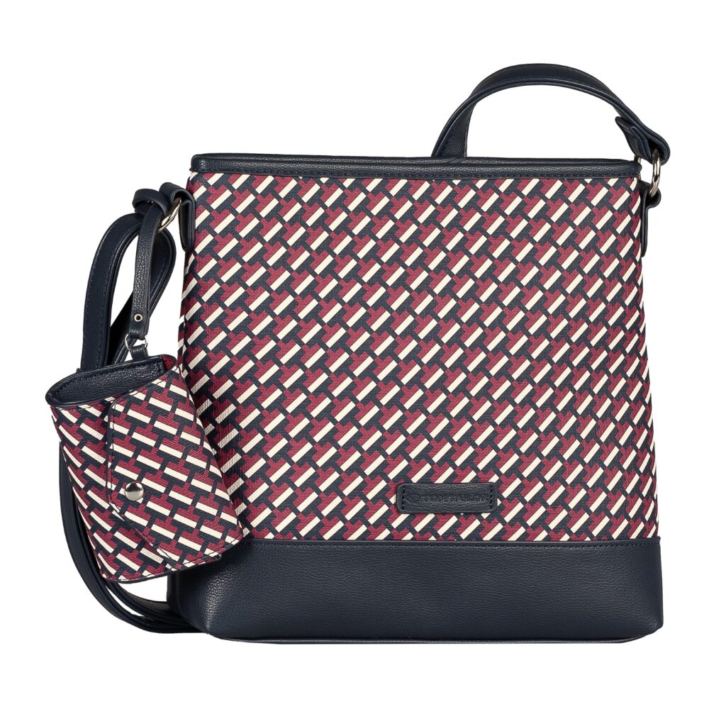 Umhängetasche TOM TAILOR "Xenia", Damen, Gr. B/H/T: 25cm x 25cm x 6,5cm, printed blau, Polyurethan, gepflegt, mehrfarbig, Taschen Umhängetasche, mit raffiniert geometrischen "T" Print des Logos auf dem Taschenkörper