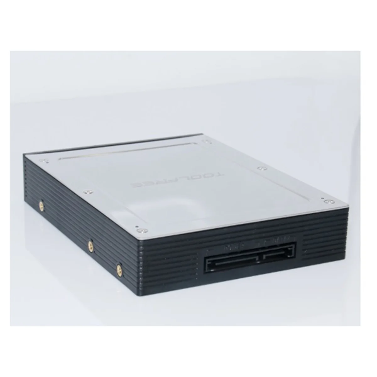 Neues 3C-2,5 Zoll bis 3,5 Zoll internes Floppy Bay III 6 Gbit/s Tray-LESS Mobile Rack für 2,5 Zoll HDD SSD Festplatten-Backplane Image