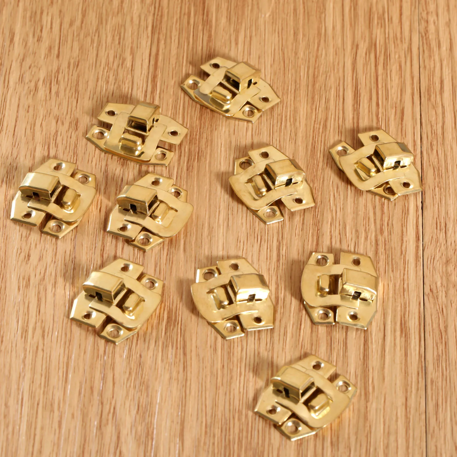 10 Teile/los Antik Gold Dekorative Haspe Riegel mit Schrauben für Holz Box Schmuck Box Toggle Schrank Koffer Brust Stamm 23*20mm